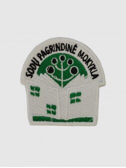 Mažeikių sodų pagrindinės mokyklos emblema